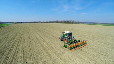 На Херсонщині фермери почали весняну посівну кампанію