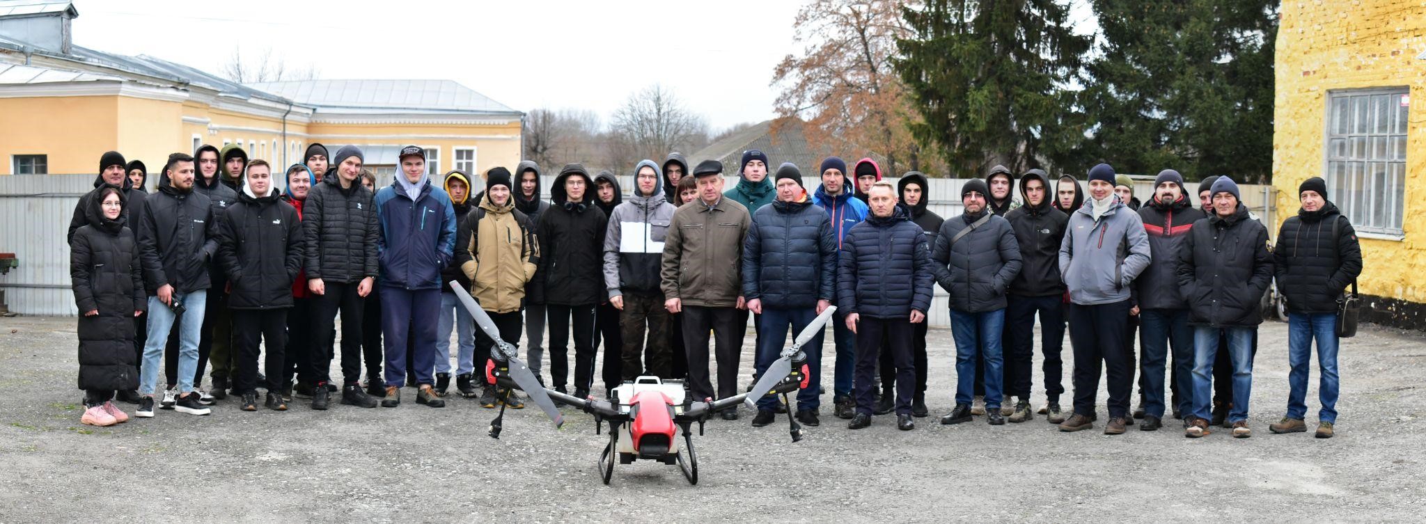ГК DroneUA завітала до Глухівського агротехнічного фахового коледжу СНАУ
